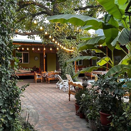 Green Yard Boutique Guesthouse Tasjkent Eksteriør bilde
