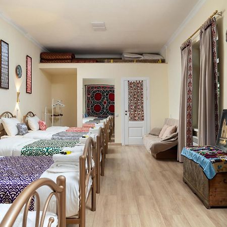 Green Yard Boutique Guesthouse Tasjkent Eksteriør bilde