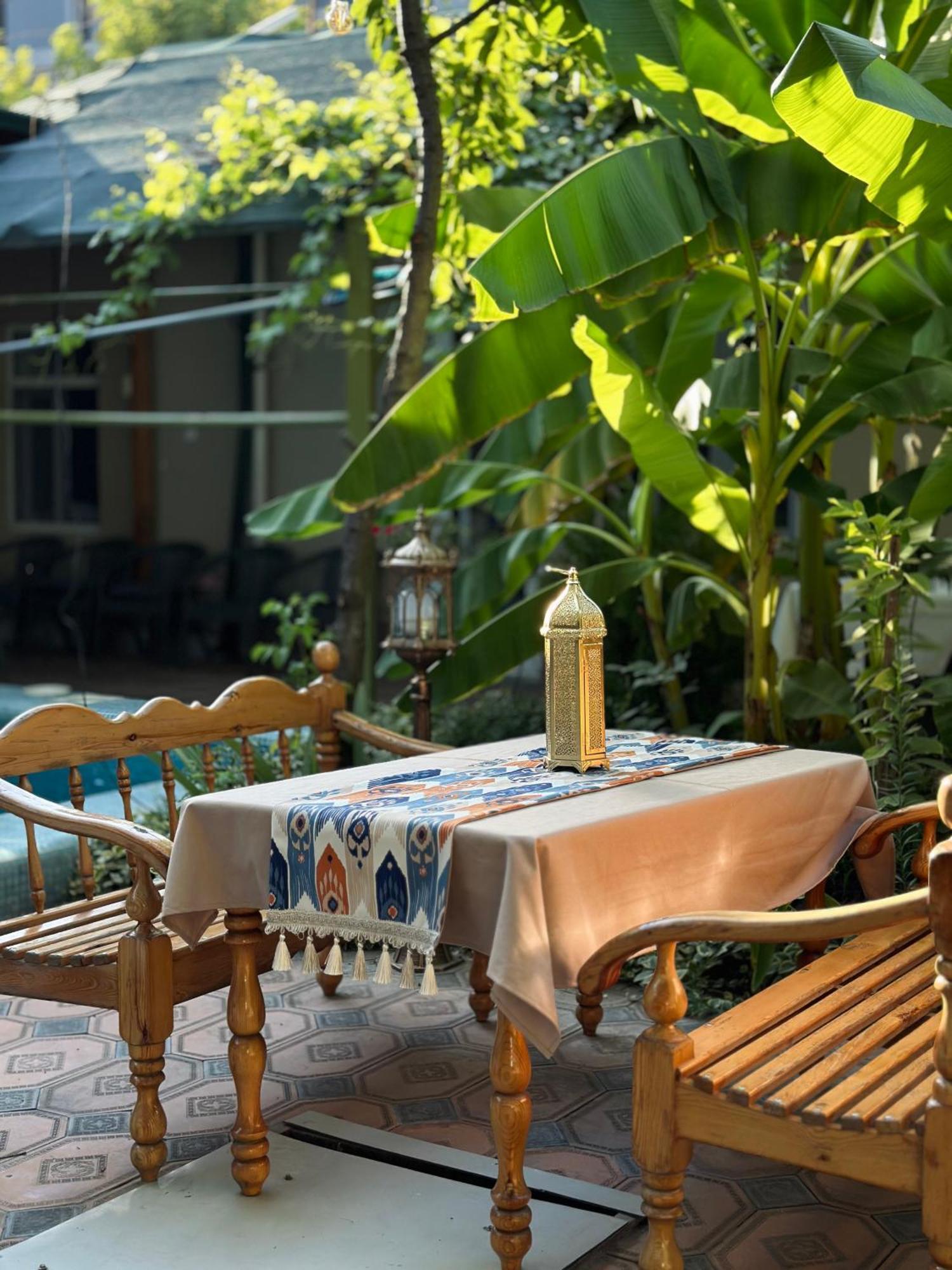 Green Yard Boutique Guesthouse Tasjkent Eksteriør bilde