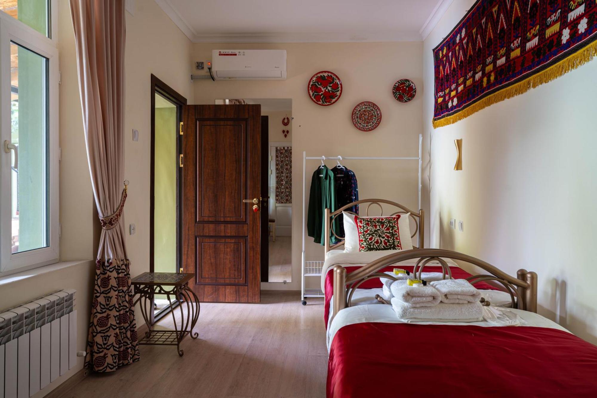 Green Yard Boutique Guesthouse Tasjkent Eksteriør bilde